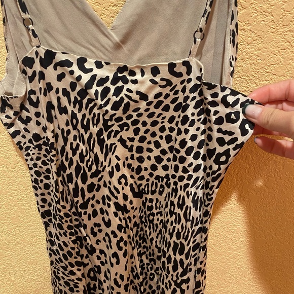 Satin maxi dress - Picture 3 of 4